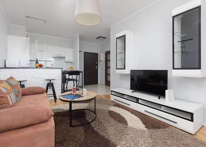 Warsaw Young City Apartment By Noclegi Renters